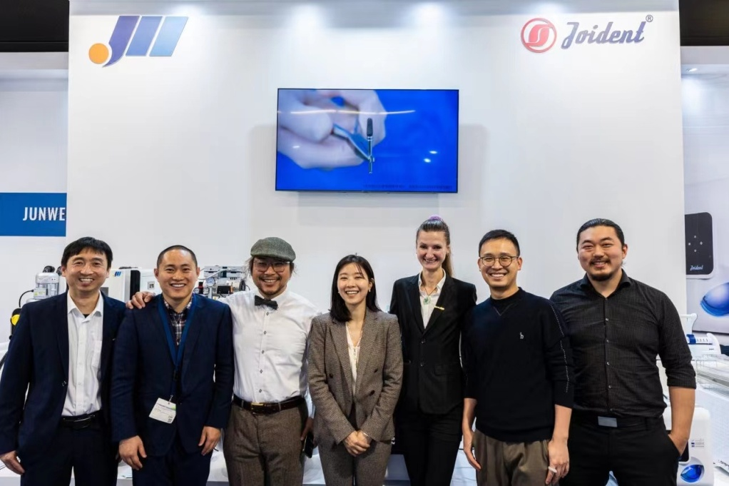 Dental Disinfection et Sterilisation Equipment On International dental Show In 2023